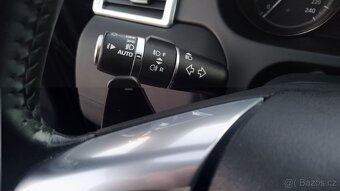 LAND ROVER DISCOVERY SPORT 2.0 D HSE - 20