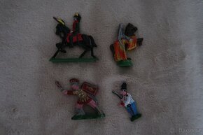 CÍNOVÍ VOJÁČCI - cínové figurky - - 20