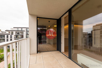 Pronájem nadstandardního bytu 4kk, s terasou 142,38m² v rezi - 20