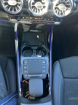 Mercedes-Benz B 200 d 4Matic Special Edition - 20