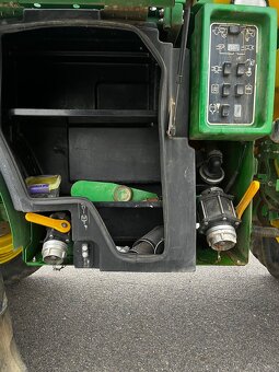 Samojizdny postřikovač John deere R4040i - 20