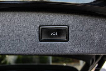 Volkswagen Tiguan Allspace R-LINE 2.0 TDI DSG - 20