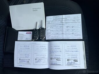 HYUNDAI iX20 1.4i 66 KW 1.MAJITEL PARK.S.VYHŘ.SEDADLA+VOLANT - 20