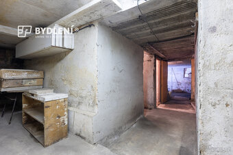 Prodej domu 168m² s pozemkem 513m² - 20