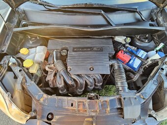 Ford Fusion 1.4 16V, 59 kW, benzín, Midnight sky metalíza - 20