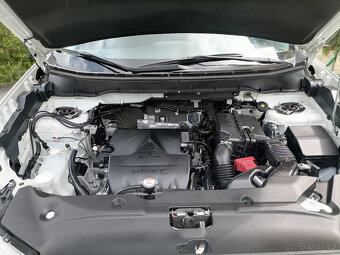 Mitsubishi ASX 1.6i 86kwDiamant40000kmNaviKameraVyhřSedPrSer - 20