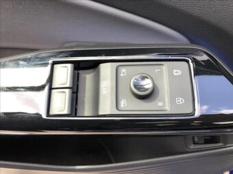 Volkswagen ID.4, 195kW kap. 77kWh 4Motion PRO - 20