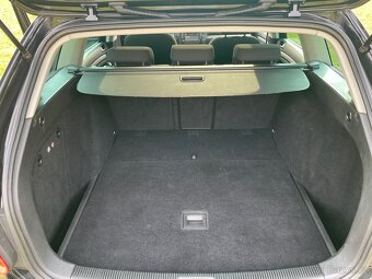 VW Golf VI 1.4 TSi r.v. 2010, serviska, bixenony, alcantara - 20