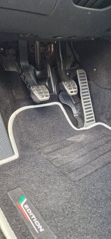 Octavia RS 2,0TSi 147kW, rv 2012, 165tkm - 20