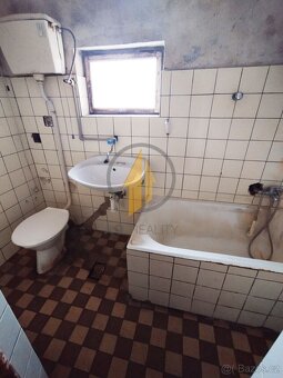 Prodej RD se zahradou v žádané lokalitě obce Koberovy. - 20