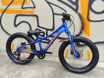 Dětské kolo Specialized riprock 20" jako nové - 20
