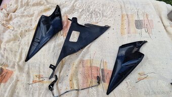 Prodám nahradní díly na Suzuki GSX-R 750 K7 - 20