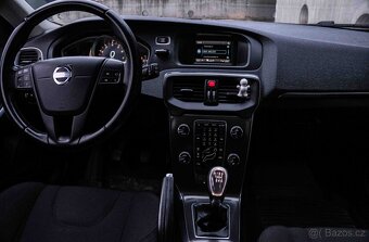 Volvo V40 T2 1.6L Momentum - 20