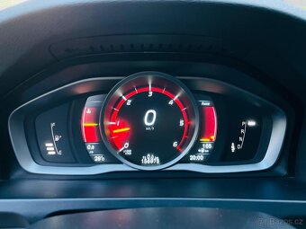 Volvo V60 2.0D 120KW AUT FACELIFT LED VÝHŘEV SERVISKA - 20