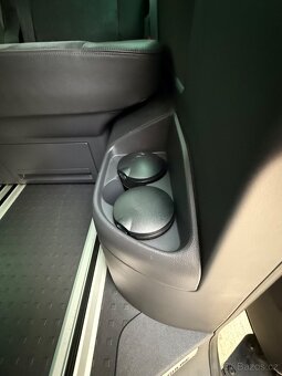 VW Multivan 2.0 TDI Highline 4Motion - 20