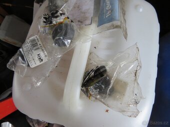 Díly Volkswagen Jetta Golf mk2 1.6td 51kw - 20