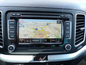 Volkswagen Sharan 2,0 TDI 130kW BMT Highline PANORAMA - 20