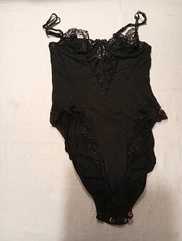 Prodám prádlo - 23 ks - vyřazené - 20