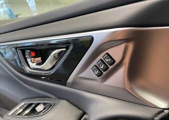 Subaru Outback 2.5 TOURING nove skladem 124 kw - 20