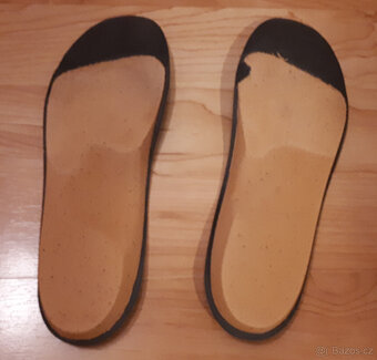 Nazouvací boty a vložky14+14,5+15+16,5+17,5+18,5+19+20+21+23 - 20