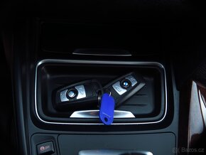 BMW Řada 3 - 320ix xDrive, Xenon, 4x4 pohon - 20