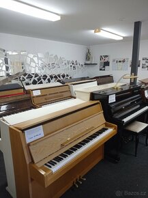 Bílé piano, pianino, klavír Petrof - 20