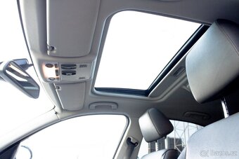 BMW Rad 3 325 d A/T /AJ NA SPLATKY/ - 20