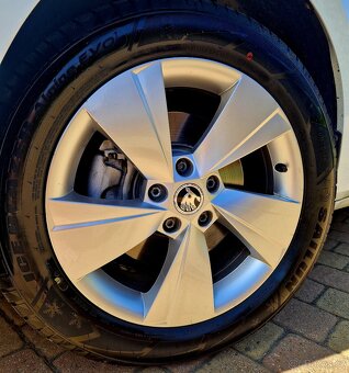 Škoda Superb III 2.0 TDI 110kw Combi, ČR, 9/2016, 236tkm - 20