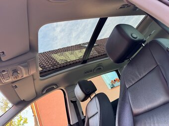 Volkswagen Sharan 2.0TDI Highline 4MOTION Webasto 103kW M6 - 20