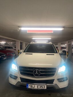 Mercedes-Benz ML 320 - 20