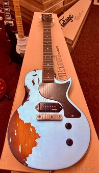 Elektrická kytara Vintage model 2026 - 20