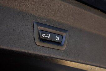 BMW X3 M40d xDrive Harman/Pano/Head-Up/Nelakované/Výhrev - 20