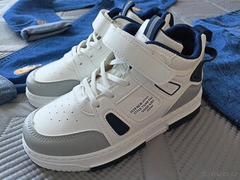 Nové džíny 128/134+nové tenisky, vel.33 - 20