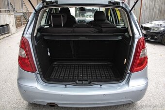 Mercedes-Benz A trieda 160 Elegance - 20