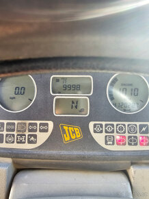 Traktor JCB Fastrac 3185 - 20