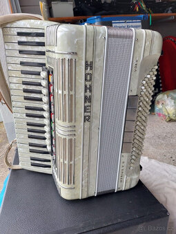 Hohner Morino VS VOX V se zesilovačem Hohner VOX 5midi akord - 20