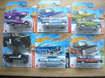 AUTÍČKA HOT WHEELS - 20