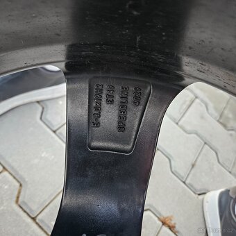 Original Audi ROTOR příplatkové z RS3 8,5j a 8,0j R19 - 20