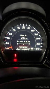 Kia Ceed 1,6 gdi, 99kw, panorama,full výbava - 20