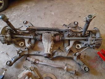 Zbytek dílů na Audi a5 coupe 3.0 tdi - 20