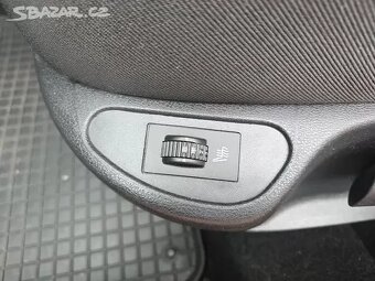 Peugeot 308 1.6i 88 kW tažné,83 tis.km,ČR,serviska,navi - 20