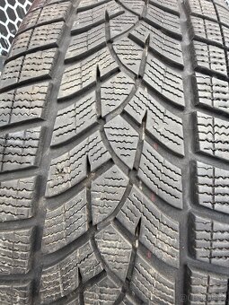 Zimní alu kola Volvo XC40 R18 GOODYEAR - 20