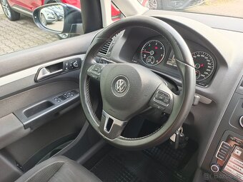 VW Touran 2.0TDI 103kW CUP Webasto Tažné Panorama - 20
