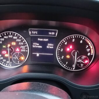 Mercedes W 246 B 180, r.v. 8/2012 - 20