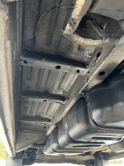Volkswagen Crafter 2.5 TDi 120 kW - 20