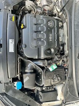 Volkswagen Passat - 20