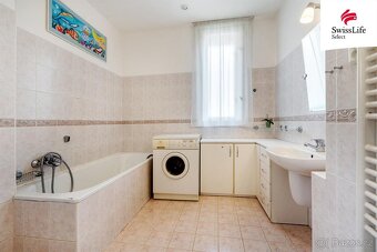 Prodej rodinného domu 204 m2 Branická, Praha - 20