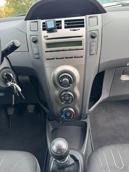 Toyota Yaris 1.3i 74kw, 116 000km - 20