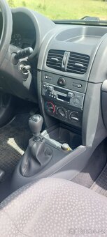 Clio - Najeto 50 000 km - Super stav - 20