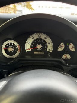 Toyota fj 4.0 v6 4x4 automat benzín/lpg - 20